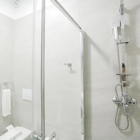 Miku Apartment-sophisticated 2bd At Taiwan Appartamento Tirana