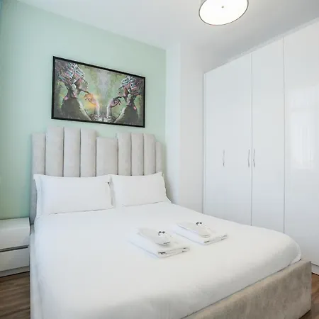 Miku Apartment-sophisticated 2bd At Taiwan Appartamento Tirana