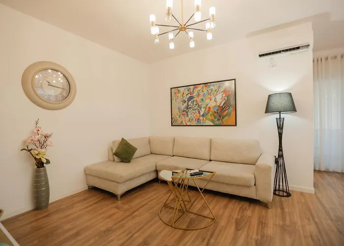 Lejlighed Miku Apartment-sophisticated 2bd At Taiwan *