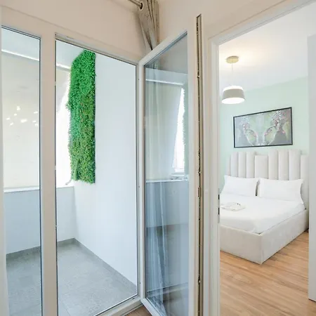Miku Apartment-sophisticated 2bd At Taiwan Tirana